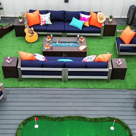 Villa Sounds Like Fun Stunning Views 5 Miles To Dt